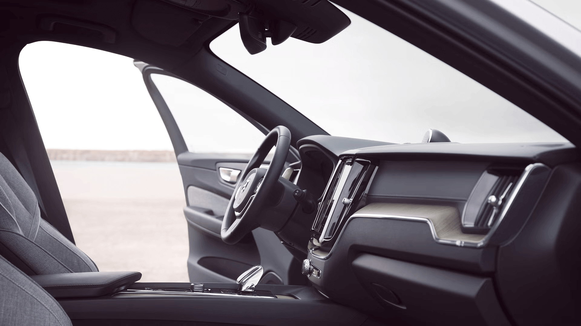 XC60 Recharge 2025 - 8